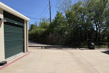 Five Star Storage - 3621 Pottsboro Road Denison, TX 75020