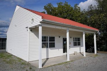 Golden Eagle Storage - 803 East Lane Street Shelbyville, TN 37160