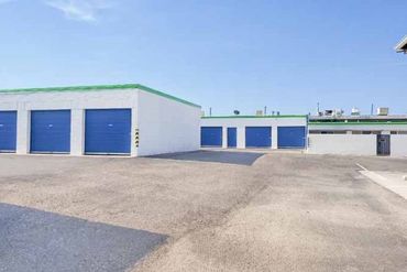 HelloStorage - 5220 San Mateo Boulevard Northeast Albuquerque, NM 87109