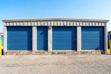 Hideaway Self Storage - 1624 Farm To Market 66 Waxahachie, TX 75167