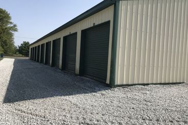 Hometown Express Storage Summitville - 16525 North 150 East Summitville, IN 46070