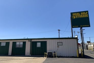 Ideal Storage - Hewitt PW - 700 E Panther Way Hewitt, TX 76643