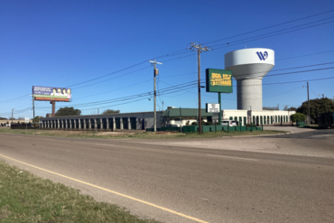 Ideal Storage - Highway 6 - 300 Owen Lane Waco, TX 76710