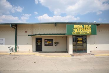 Ideal Storage - 225 North Industrial Drive Waco, TX 76710