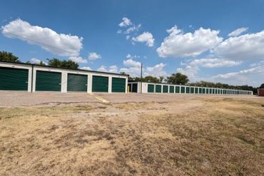 Ideal Storage - 2518 La Salle Avenue Waco, TX 76706
