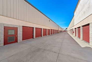 Instorage Yorba Linda - 17071 Imperial Highway Yorba Linda, CA 92886