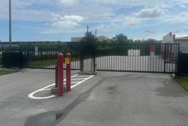iStorage - 815 North 26th Street Tampa, FL 33605