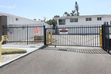 iStorage - 335 South Beneva Road Sarasota, FL 34232