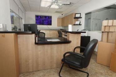 iStorage - 335 South Beneva Road Sarasota, FL 34232