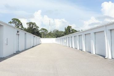 iStorage - 8901 S Tamiami Trail Sarasota, FL 34238