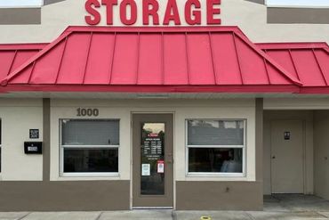 iStorage - 1000 Commercial Way Spring Hill, FL 34606