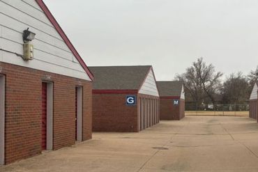 iStorage - 2010 South Seneca Street Wichita, KS 67213