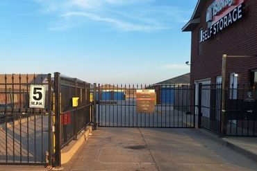 iStorage - 4530 South Broadway Wichita, KS 67216