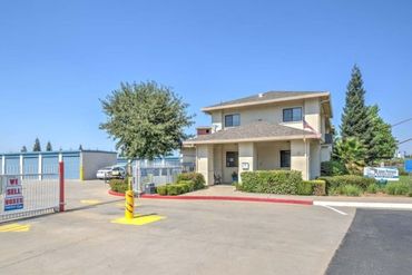 Joiner Parkway Self Storage - 108 Joiner Parkway Lincoln, CA 95648