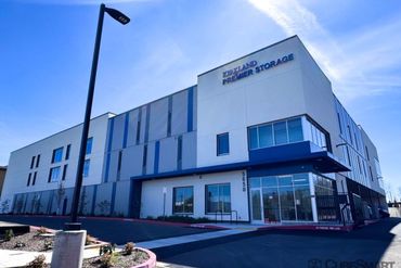 Kirkland Premier Storage - 5650 Northeast Ferncroft Road Hillsboro, OR 97124