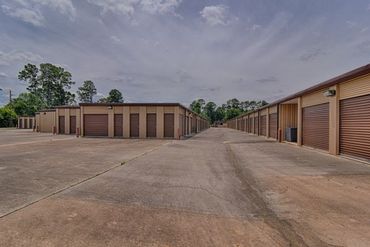 Lakewood Mini Storage - 12126 Louetta Road Houston, TX 77070