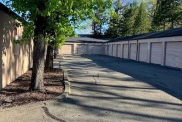 Lakewood Village Self Storage - 903 Adele Drive Windsor, CA 95492