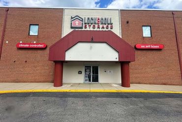 Lock & Roll Storage - 4142 Melrose Avenue Northwest Roanoke, VA 24017