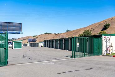 Lockaway Storage - 8555 Dublin Canyon Road Castro Valley, CA 94552