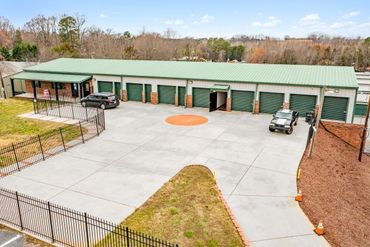 ModBox - 2702 Charlotte Highway Mooresville, NC 28117
