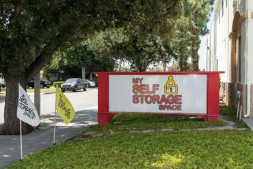 My Self Storage Space - 901 West Service Avenue West Covina, CA 91790
