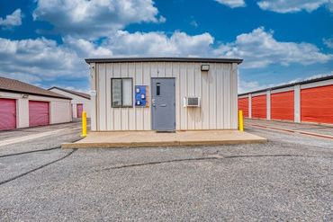 Nest Self Storage - 1111 Fulton Avenue Brighton, CO 80601