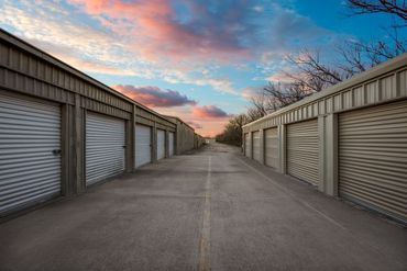 Nest Storage - 16224 South Highway 288b Angleton, TX 77515