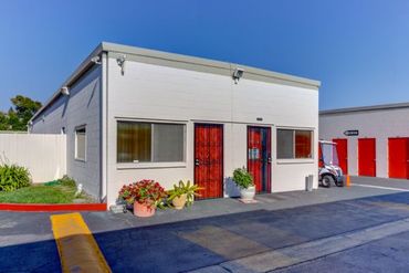 Palmyra Mini Storage - 512 West Palmyra Avenue Orange, CA 92868