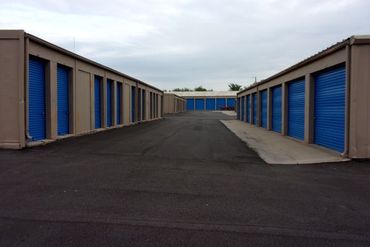 Peoples Choice Storage Wichita - 3401 North Hillside Street Wichita, KS 67219