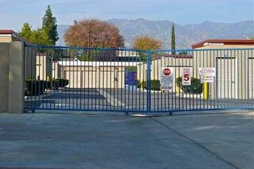Pouch Self Storage - Pasadena Self Storage - 1885 Locust Street Pasadena, CA 91107