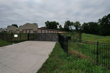PRO STORAGE of Weston LLC - 17835 Missouri 45 Weston, MO 64098
