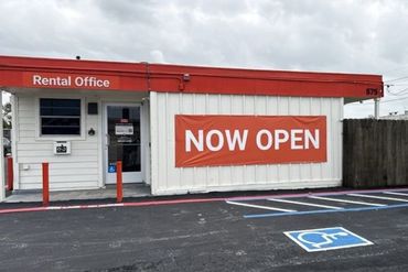 Public Storage - 575 Interstate 10 Beaumont, TX 77701