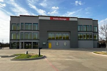 Public Storage - 932 & 942 E Interstate 30 Garland, TX 75043