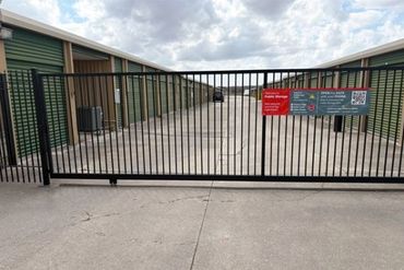Public Storage - 1890 S Walnut Ave New Braunfels, TX 78130