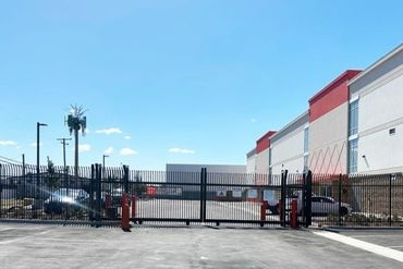 Public Storage - 13808 Imperial Hwy Santa Fe Springs, CA 90670