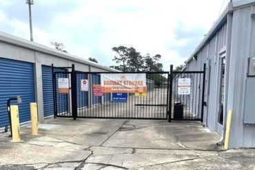 Radiant Storage - 110 Tenney Street Bridge City, TX 77611