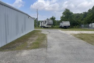 Radiant Storage - 110 Tenney Street Bridge City, TX 77611