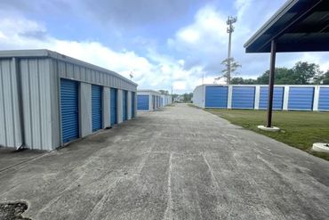 Radiant Storage - 110 Tenney Street Bridge City, TX 77611