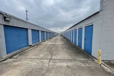 Radiant Storage - 603 Foreman Road Orange, TX 77630