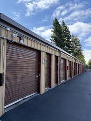 Redwood Self Storage - 425 Houser Street Cotati, CA 94931
