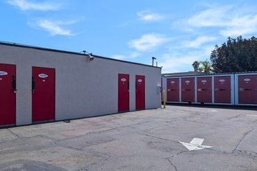 Rocket Self Storage - 539 Olive Ave Vista, CA 92083
