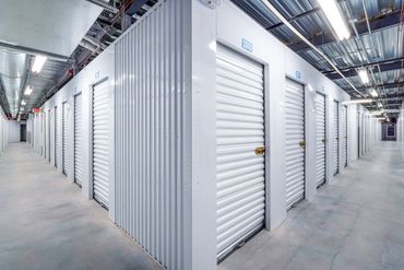 SecureSpace Self Storage North Hollywood - 5260 Vineland Avenue Los Angeles, CA 91601