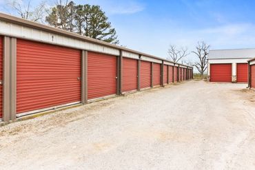 Silverback Storage - 425 Hammons Avenue Berryville, AR 72616