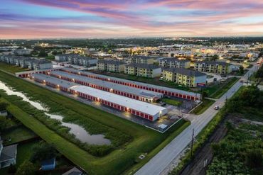Small Town Storage - 9900 Rowlett Road Houston, TX 77075