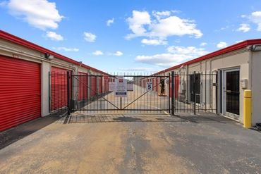 Small Town Storage - 9900 Rowlett Road Houston, TX 77075