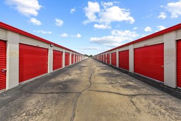 Small Town Storage - 9900 Rowlett Road Houston, TX 77075