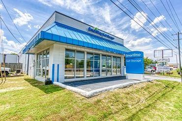 SmartStop Self Storage - 1931 Spartanburg Highway Hendersonville, NC 28792