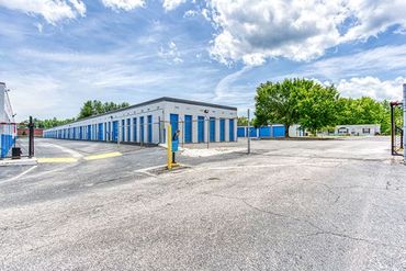 SmartStop Self Storage - 1931 Spartanburg Highway Hendersonville, NC 28792