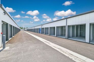 SPACE 2 STORE Self Storage - 2036 De Navarra Parkway Cape Coral, FL 33909