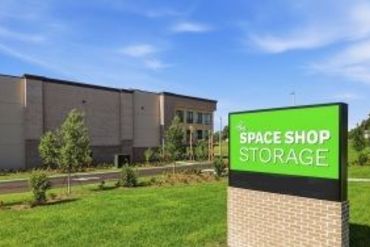 Space Shop Self Storage - 1106 State Road 544 Haines City, FL 33844